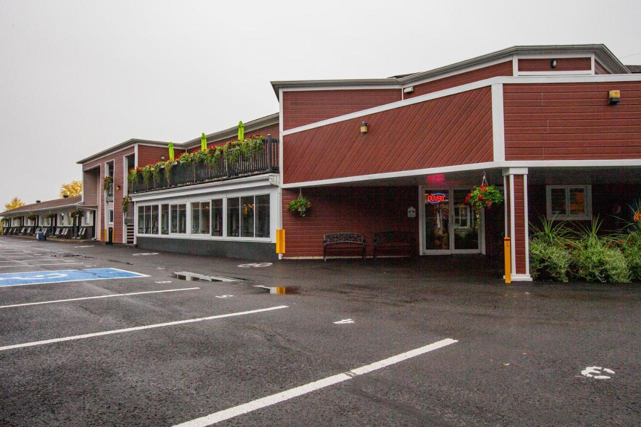Hotel Et Motel Le Chateauguay Québec Exterior foto